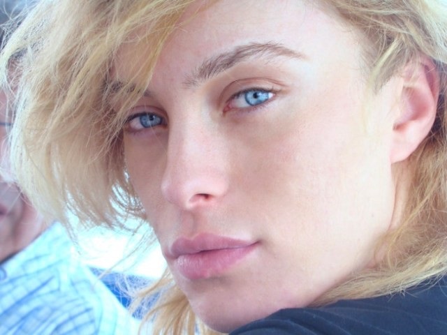 Androjen Model Robert Garth