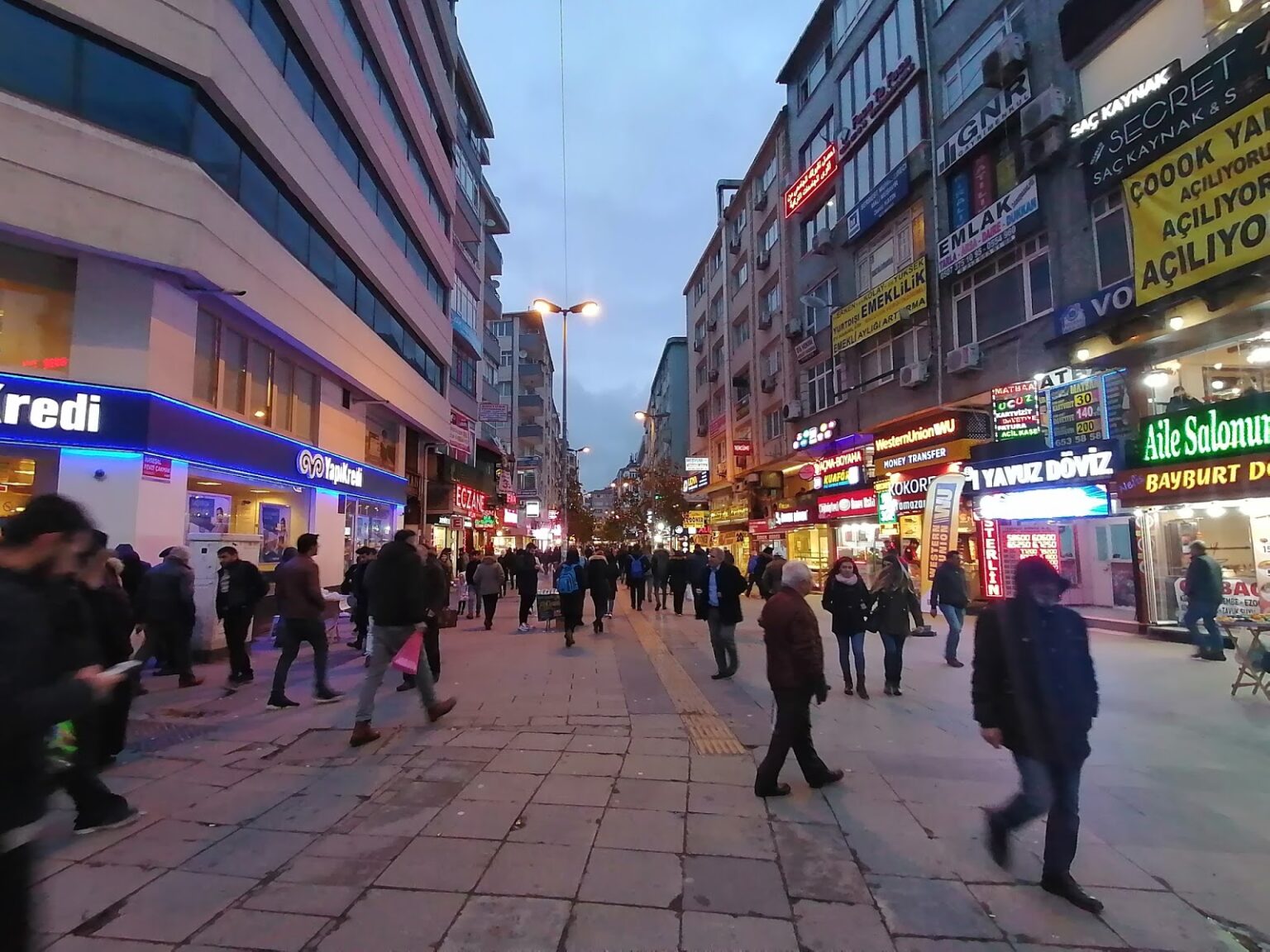 Şirinevler meydan