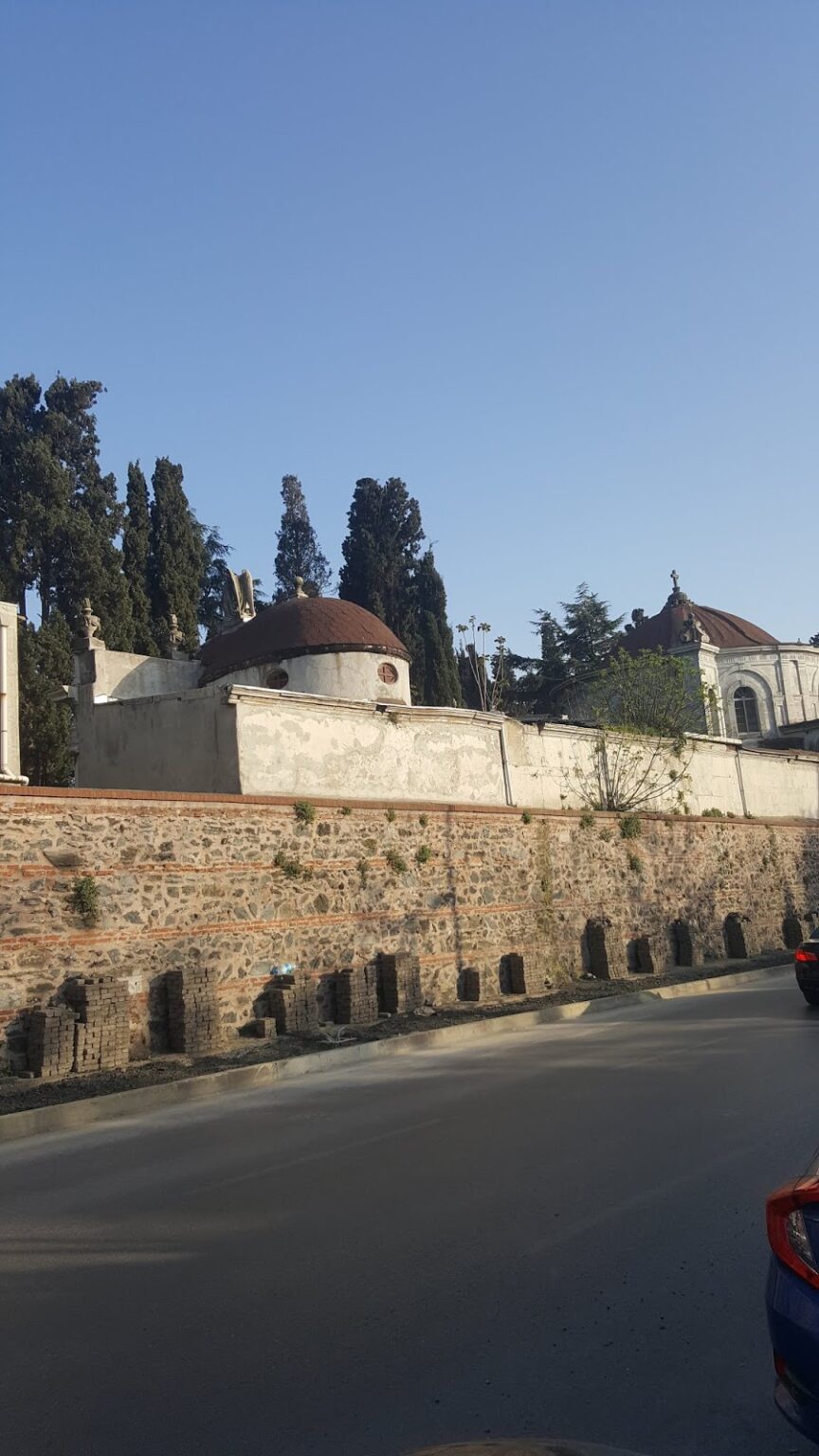 Pangaltı ermeni mezarlığı